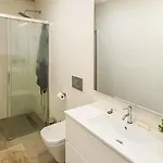 아파트 Charm House